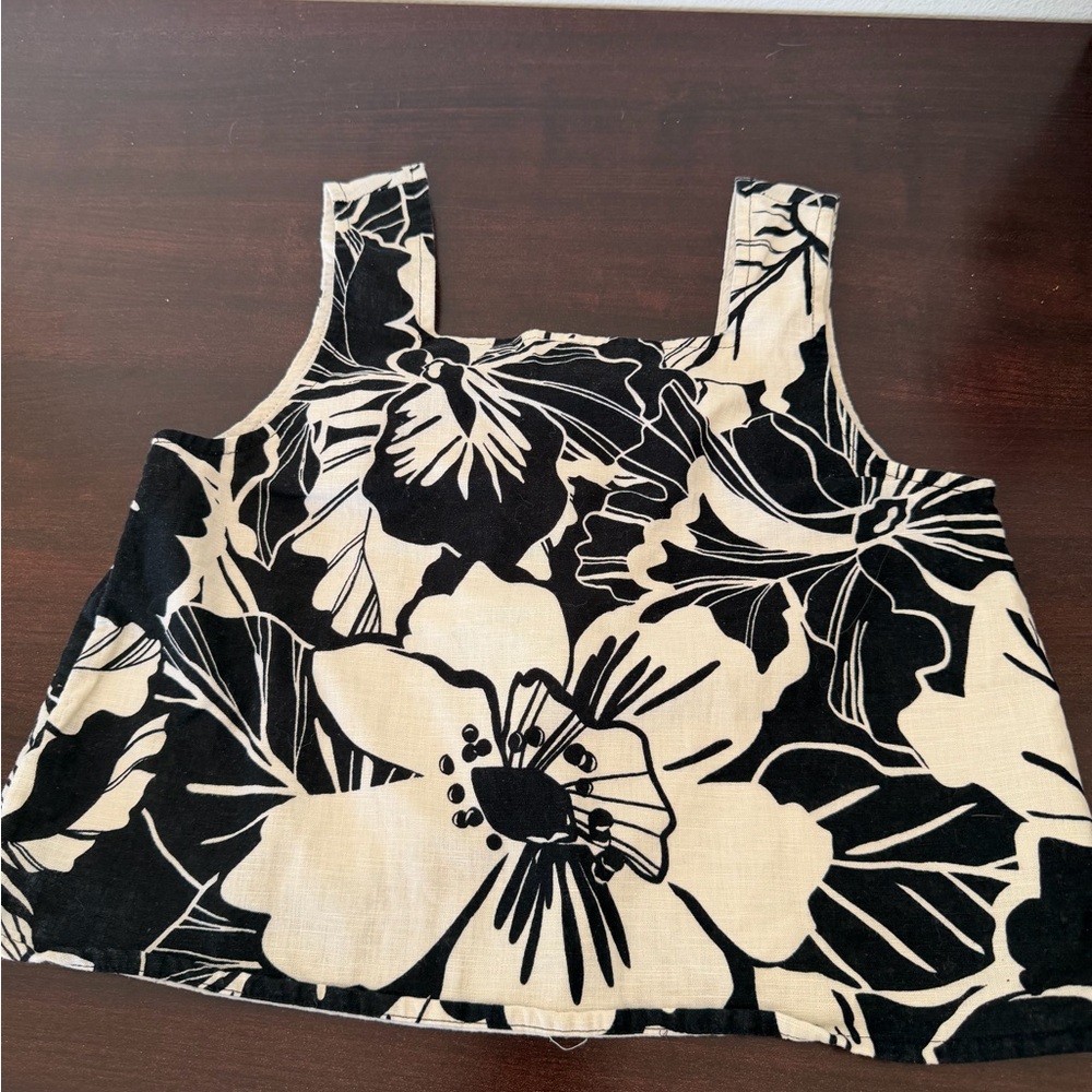 Gap Kids Black & Cream Floral Square-Neck Tank Top - Size M(8)